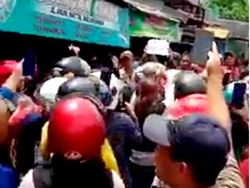 Hinaan Pria Sulsel soal Kelamin Wanita Bikin Emak-emak Turun ke Jalan