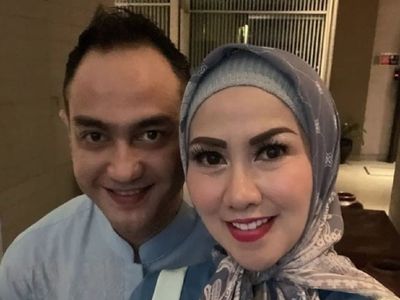Milenial Minggir, Ferry Irawan dan Venna Melinda To The Moon