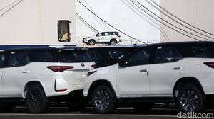 Potret Mobil Made In Indonesia yang Warnai Jalan Maroko
