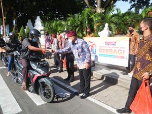 ASN Bagikan 25.000 Paket Nasi Sambut HUT ke-250 Banyuwangi