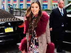 Tampil Kece Saat Pesta Natal, Sontek 5 Gaya Seleb Dunia Ini