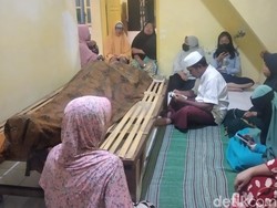 Jenazah Imam S Arifin Akan Dimakamkan di Samping Makam Kedua Orang Tuanya