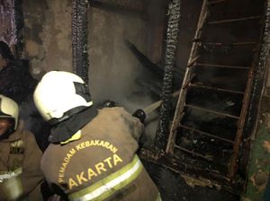 Kebakaran Besar di Permukiman Padat Menteng Jakpus Padam