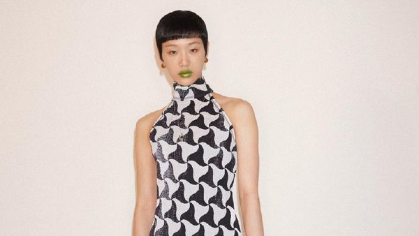 10 Koleksi Busana Bottega Veneta Resort 2022