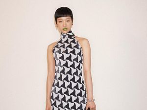 10 Koleksi Busana Bottega Veneta Resort 2022