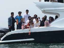 Momen Abu Laura Anna Dilarung ke Laut Ancol