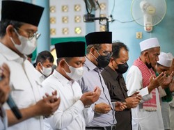 Datang ke Lumajang, Mahfud Md Pimpin Salat Gaib untuk Korban Semeru