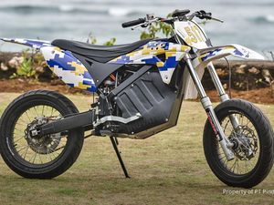 Pindad Permak Motor Listrik MotoEV Agar Lebih Ngacir Pindad Permak Motor Listrik MotoEV Agar Lebih Ngacir