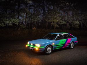 Lihat Lebih Dekat Wujud Sedan 80-an Nissan Bluebird yang Dijadikan Mobil Listrik