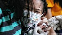 Anak-anak di Jakarta Utara Antusias Ikuti Vaksinasi COVID-19