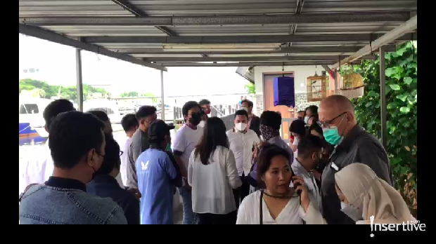 Suasana Terkini Jelang Prosesi Pelarungan Abu Laura Anna