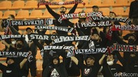 Pemerintah dan PSSI kini memperbolehkan suporter hadir dan menyaksikan langsung jalannya pertandingan di Stadion.