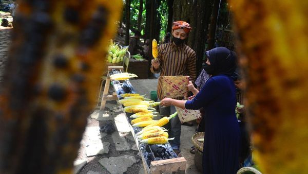 Wow, Kudus Bikin Festival 10.000 Ribu Jagung Bakar