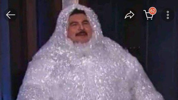 7 Foto Model Jualan Online Ini Anti Mainstream & Kocak Abis, Bikin Cekikikan