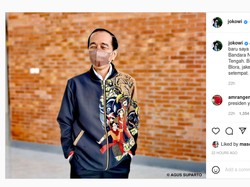 Gaya Jokowi Berjaket Blora: Keren Kan?