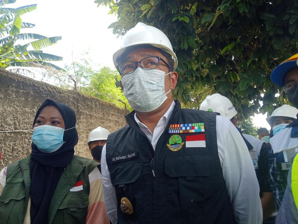 Buntuti Sandiaga Uno di Survei Cawapres, Ini Respons Ridwan Kamil