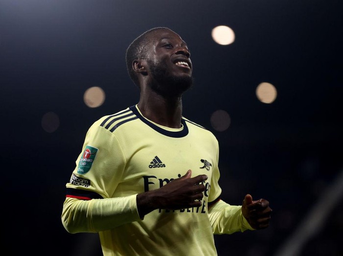 WEST BROMWICH, ENGLAND - AUGUST 25: Nicolas Pepe of Arsenal  during the Carabao Cup Second Round between West Bromwich Albion and Arsenal at The Hawthorns on August 25, 2021 in West Bromwich, England. (Photo by Catherine Ivill/Getty Images)