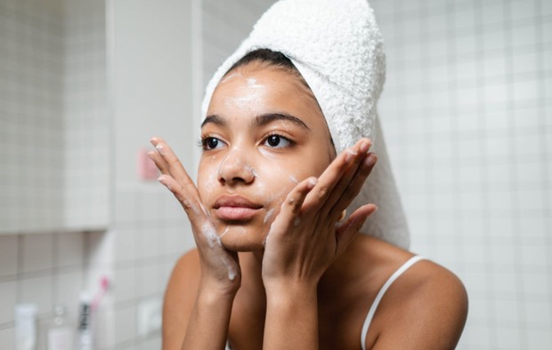 Tidak Konsisten Eksfoliasi Kulit