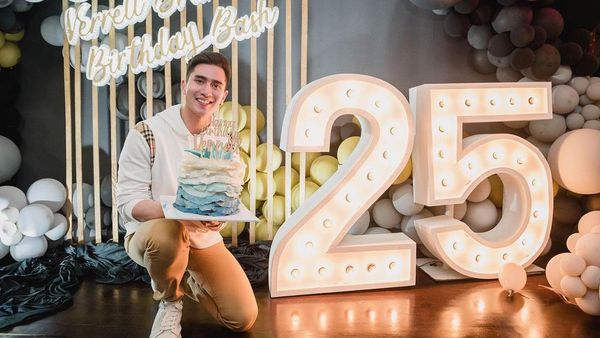 Verrell Bramasta Diisukan Meninggal, Sosoknya Masih Bugar dan Doyan Makan Cake