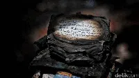 Yang Tersisa dari Kebakaran Kali Pasir Cikini