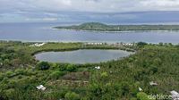 Pernah Tahu Ada Danau Air Asin? Nih, Ada di Gili Meno