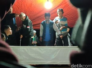 Momen Pemakaman Korban Laka Garut yang Ditemukan di Jateng