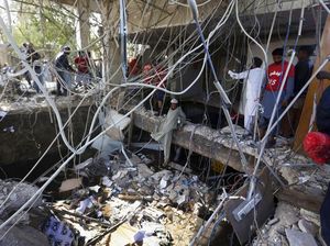 Ngeri! Dahsyatnya Ledakan Gas yang Hancurkan Kantor Bank di Pakistan