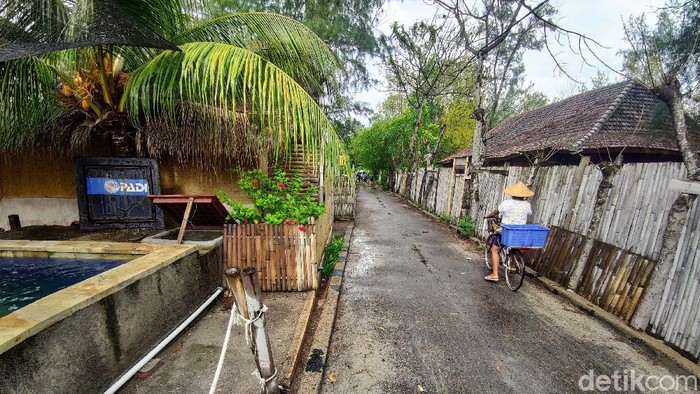 Pantai Gili Meno Terdampak Krisis Air Bersih Gili Pantai Gili Meno yang terkena dampak krisis air bersih Gili
