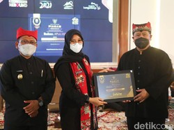 Kado Hari Jadi Banyuwangi, 2.100 Aset Pemkab Banyuwangi Tersertifikasi