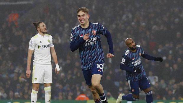 Soccer Football - Premier League - Leeds United v Arsenal - Elland Road, Leeds, Britain - December 18, 2021 Arsenal's Emile Smith Rowe celebrates scoring their fourth goal Action Images via Reuters/Jason Cairnduff EDITORIAL USE ONLY. No use with unauthorized audio, video, data, fixture lists, club/league logos or 'live' services. Online in-match use limited to 75 images, no video emulation. No use in betting, games or single club /league/player publications.  Please contact your account representative for further details.