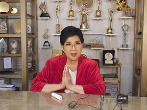 Titiek Puspa Wafat Usai Dirawat di RS Akibat Pecah Pembuluh Darah Titiek Puspa Wafat Usai Dirawat di RS Akibat Pecah Pembuluh Darah