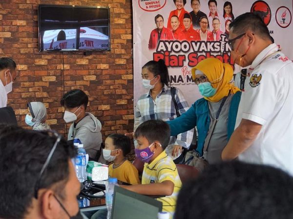 Vaksinasi COVID-19 untuk Anak hingga Remaja di Kota Bandung