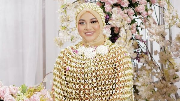 10 Gaya Aurel Saat 7 Bulanan Kehamilan, Stylist Hijab Ungkap Rahasianya