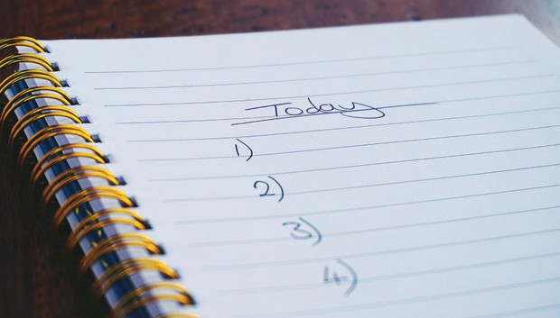 Hindari Melihat Ponsel dan Buat To Do List