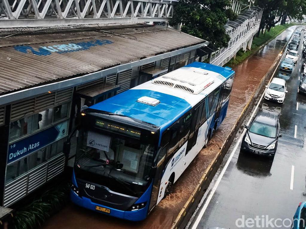 11 Halte Bakal Direvitalisasi, TransJakarta Siapkan Shuttle Bus