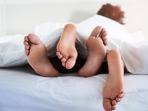 Sstt... Ini 4 Cara Bercinta Diam-diam Anti Berisik