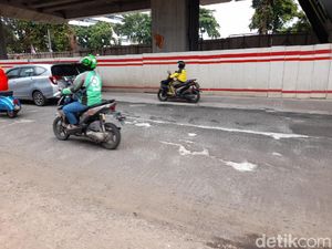 detikcom Do Your Magic: Jl HR Rasuna Said Jaksel Ditambal tapi Belum Mulus