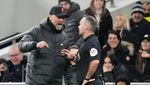 Foto: Momen Klopp Ngomel ke Wasit Tierney