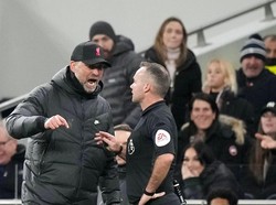 Klopp mengomel dengan nada tinggi. (Foto: AP/Frank Augstein)