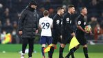 Foto: Momen Klopp Ngomel ke Wasit Tierney