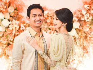 10 Momen Manis CEO Ruangguru Belva Devara Resmi Melamar Sabrina Anggraini 10 Momen Manis CEO Ruangguru Belva Devara Resmi Melamar Sabrina Anggraini