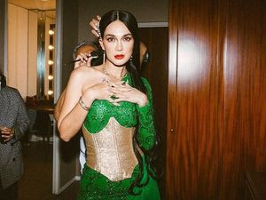 6 Pesona Luna Maya saat Cosplay, Bergaya Pengantin Malah Ditanya Soal Jodoh