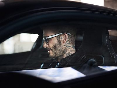 Ini Mobil Baru David Beckham yang Dibilang Sempurna Sekaligus Berasa ABG Lagi