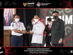 17 Unit Kerja Raih WBBM-WBK, Menhub Raih Penghargaan dari KemenPAN-RB