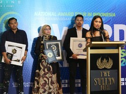 Bangga! Desainer Migi Rihasalay Sabet Penghargaan Bergengsi