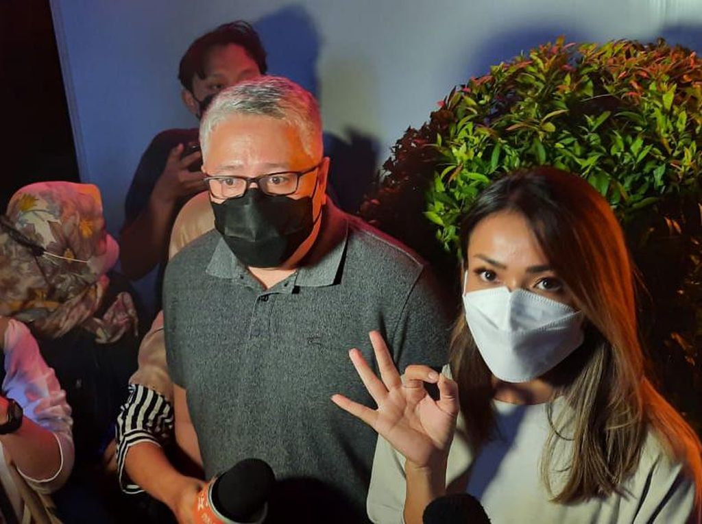 Kabar Terkini Kasus Mafia Tanah Keluarga Nirina Zubir Kabar Terkini Kasus Mafia Tanah Keluarga Nirina Zubir