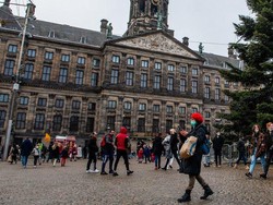 Menyebar Cepat, 60% Kasus Corona di Inggris Dipicu Omicron