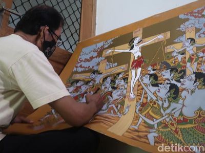 Pelukis Bantul Ini Raup Cuan lewat Seni Wayang Berbalut Rohani