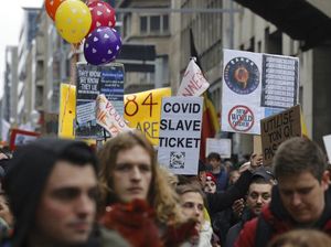 Satu Lagi Negara Cabut Hampir Semua Pembatasan COVID-19, Corona Game Over?