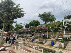 Potret Taman Fathan Hambalang yang Viral di Medsos Potret Taman Fathan Hambalang yang Viral di Medsos